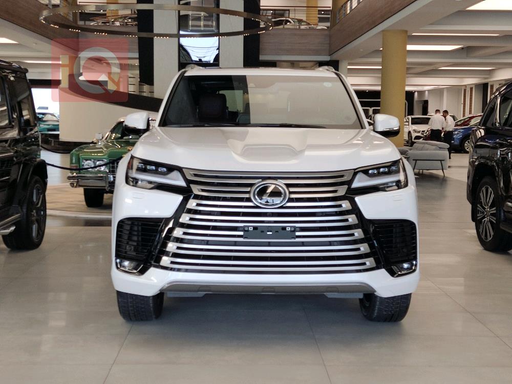 Lexus LX